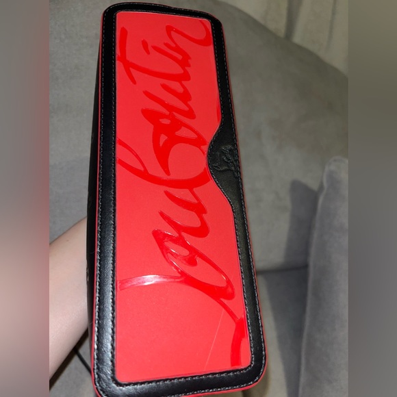 GONE 👏🏼 CHRISTIAN LOUBOUTIN 🌤️ small Cabata - Picture 4 of 16